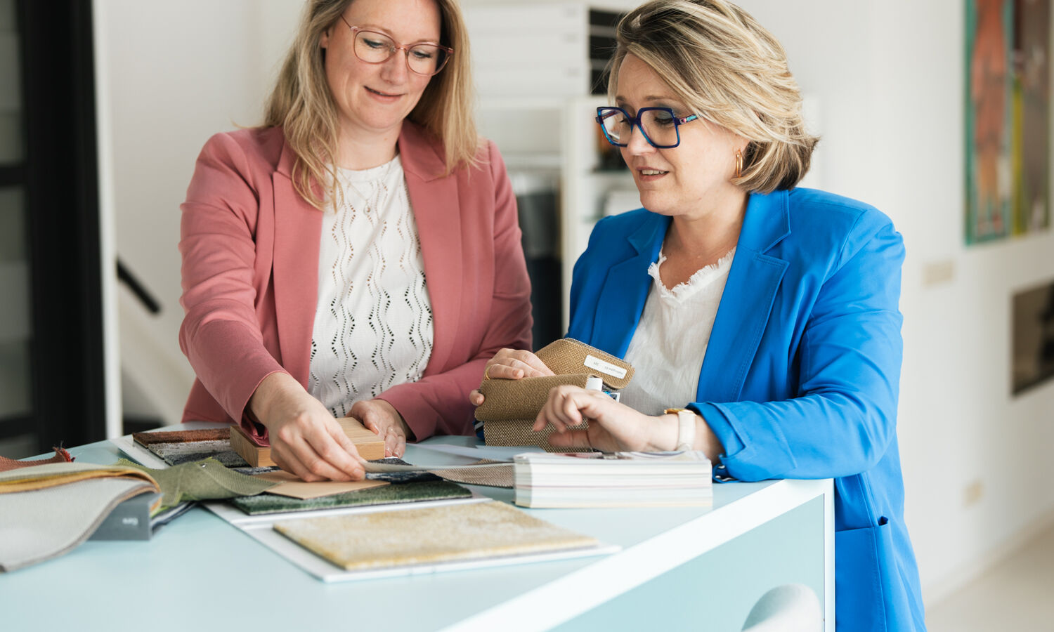 Office Design Projectinrichters: kleine of smalle ruimte? Zo richten we jouw kantoor in 