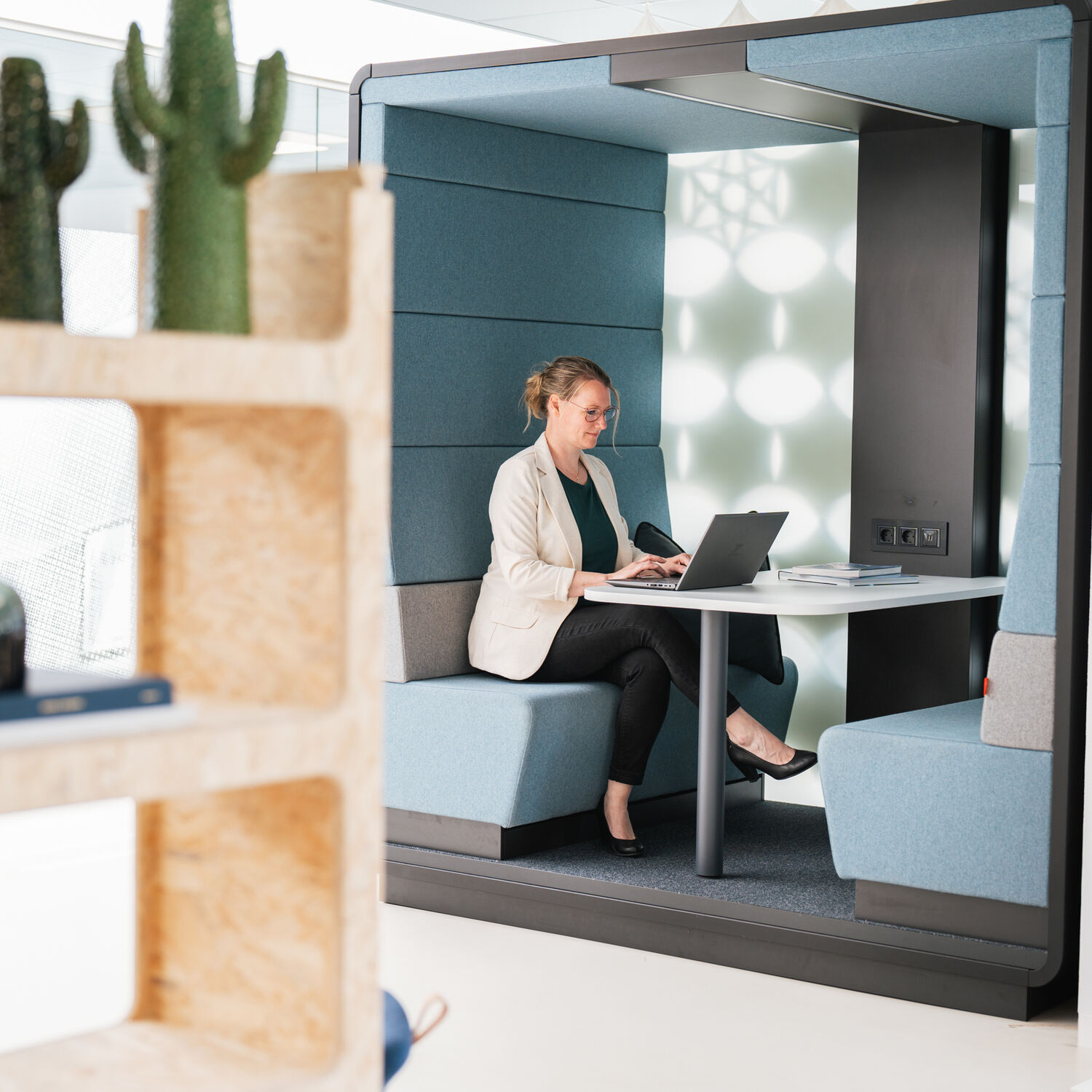 Project- en kantoorinrichting 