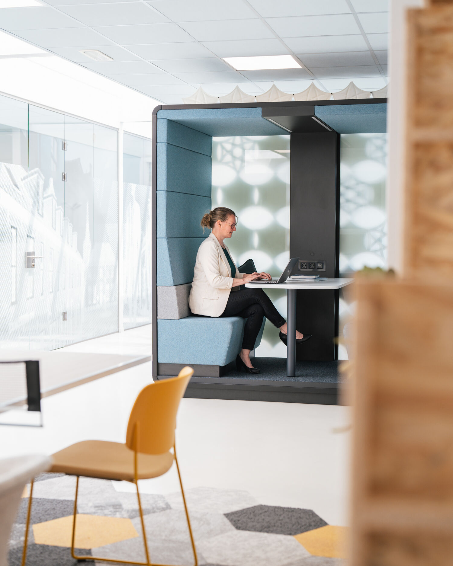 Goede akoestiek, fijnere werkplek - Projectinrichting door Office Design