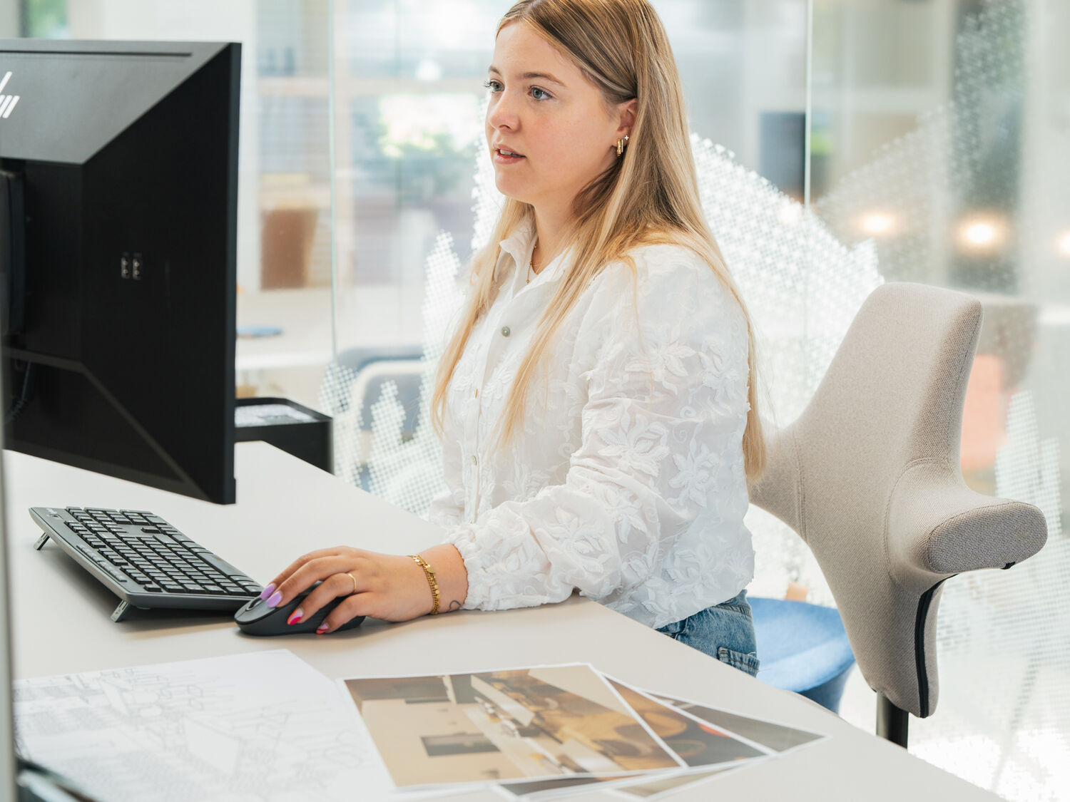 Office Design projectinrichting voor een kantoor op maat 