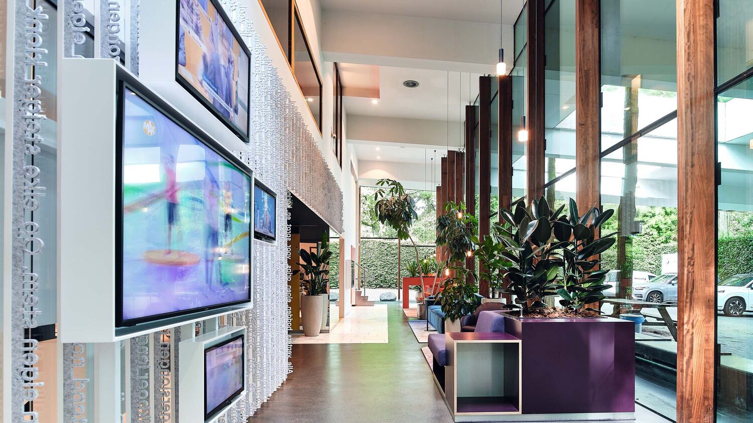 Projectinrichting door Office Design Projectinrichters voor Cvd M Hilversum 