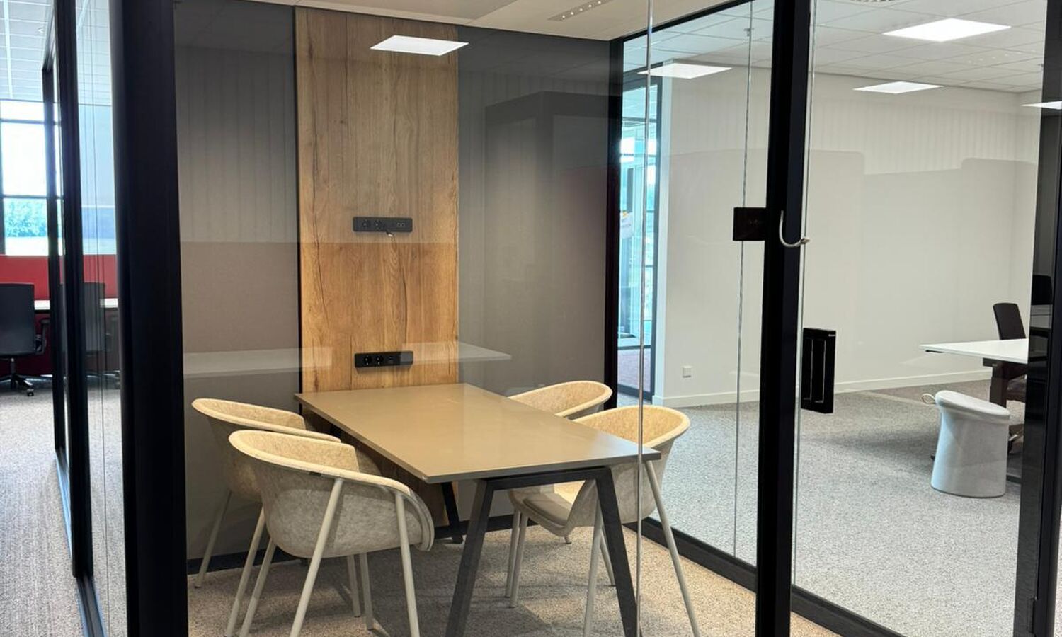 Projectinrichting door Office Design Projectinrichters - Vergaderruimte 