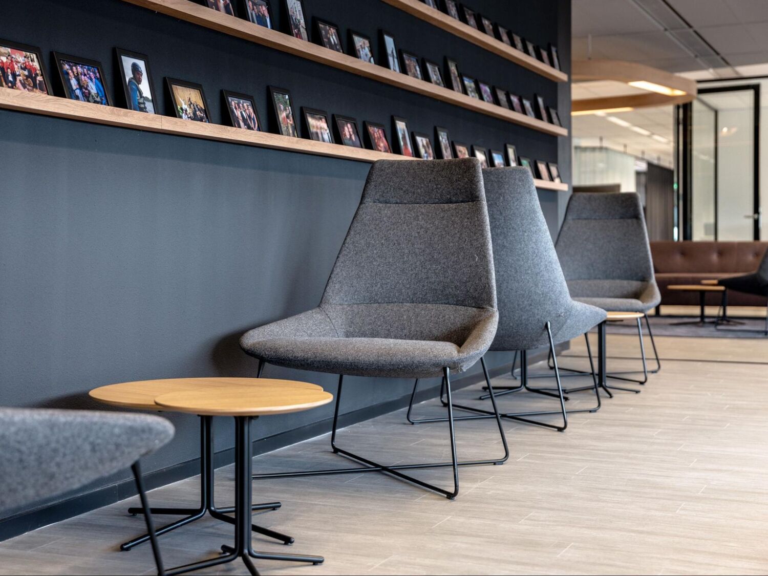 Maandag - kantoorinrichting door Office Design Projectinrichters 